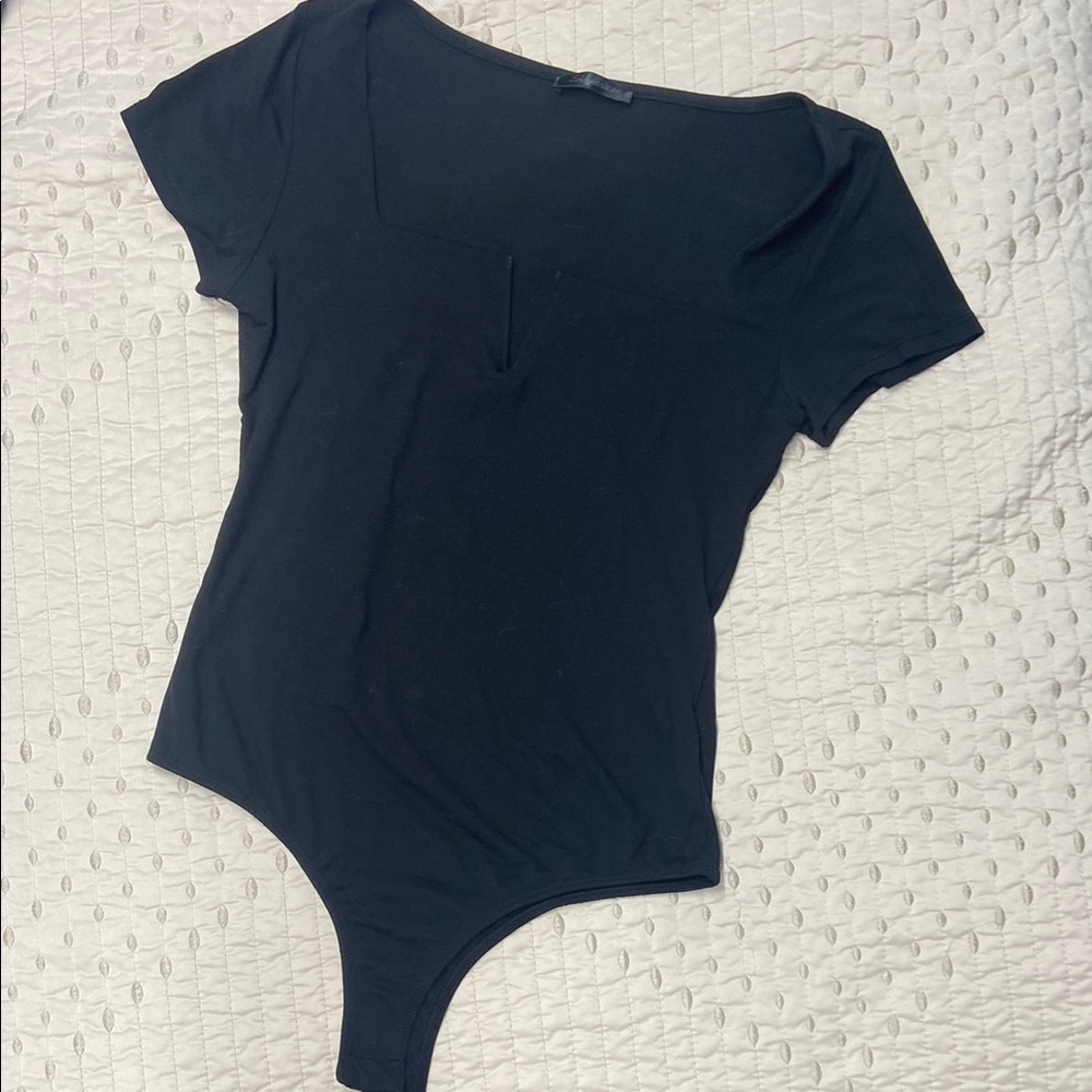 Black Short Sleeve Square-neck Bodysuit